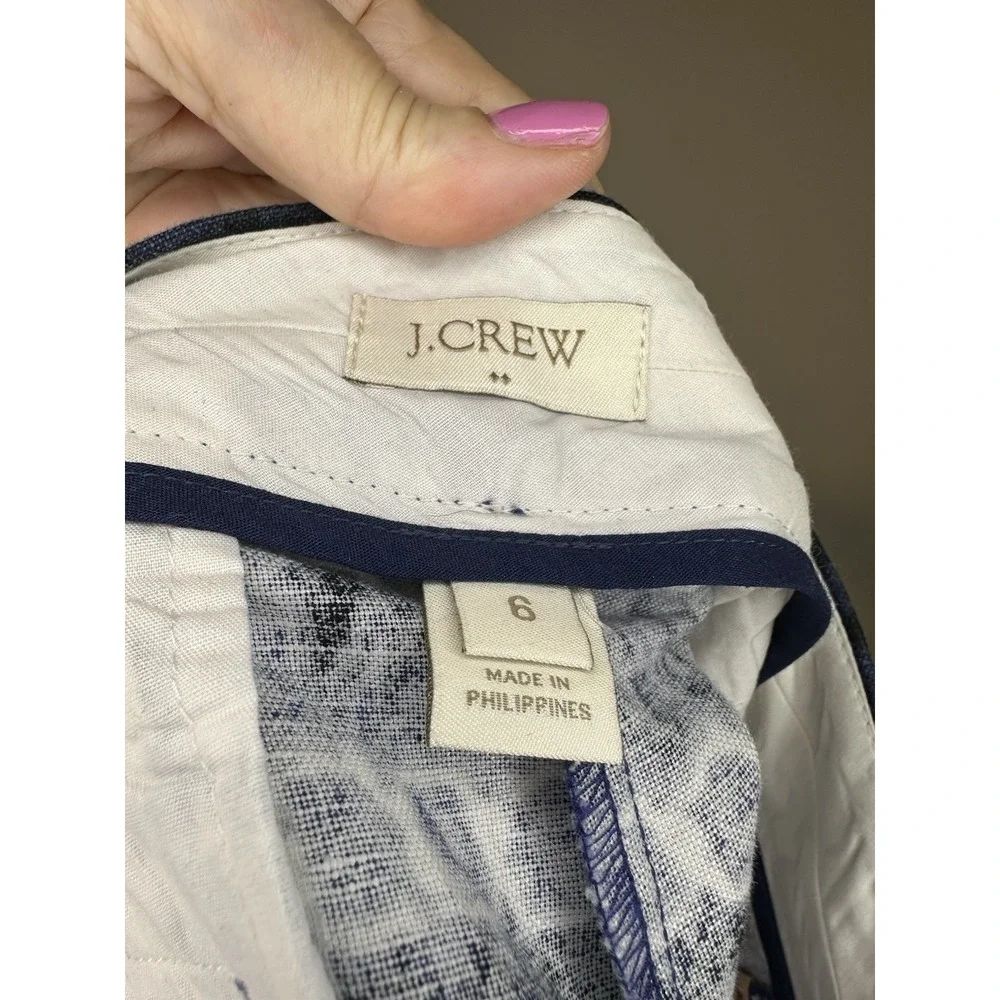 J. Crew Shorts  Blue‎ and White  size 6